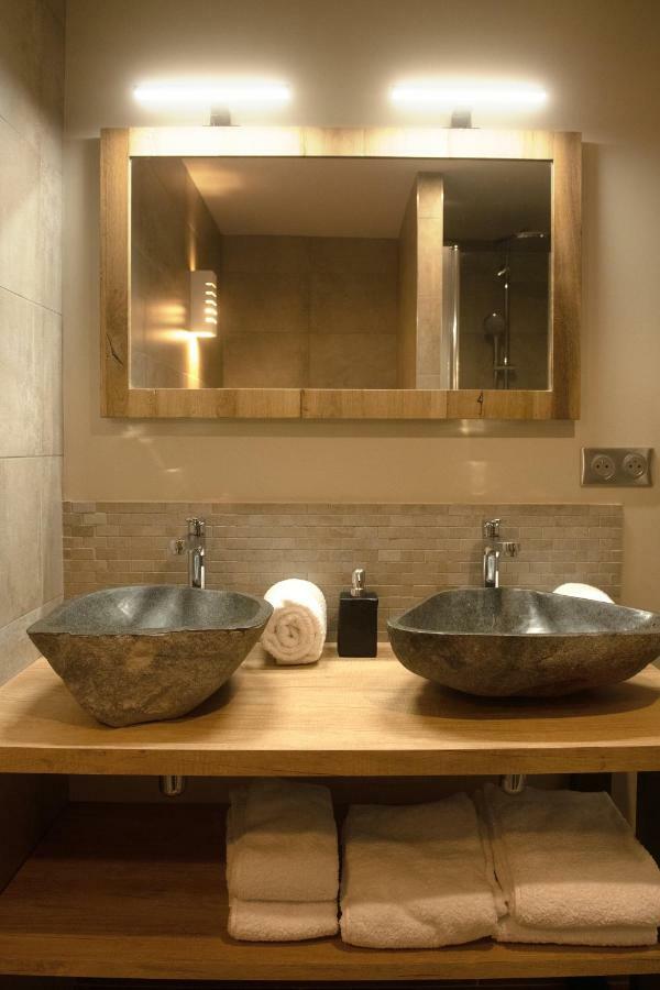 Le Jas Du Mas Hotel Saint-Anthème Kültér fotó